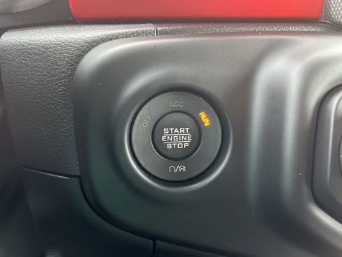 Used 2021 Jeep Wrangler Rubicon image 37