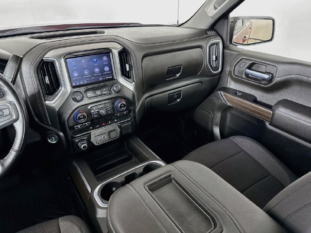 Used 2022 Chevrolet Silverado 1500 RST AWD/4WD image 24