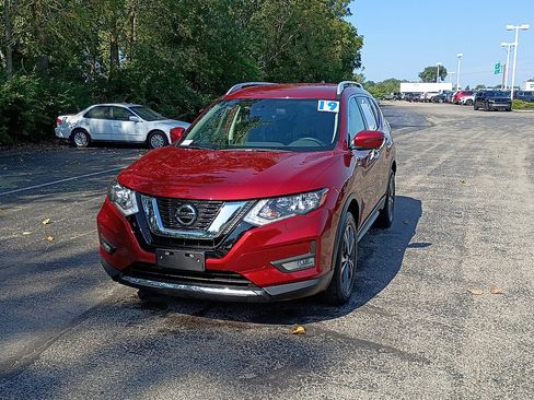 Used 2019 Nissan Rogue SV w/ Premium Package AWD/4WD image 7