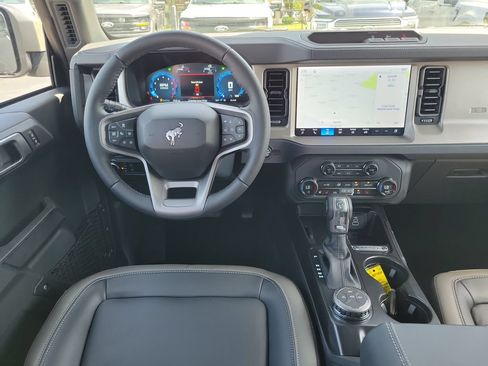 New 2026 Ford Bronco Outer Banks AWD/4WD image 12