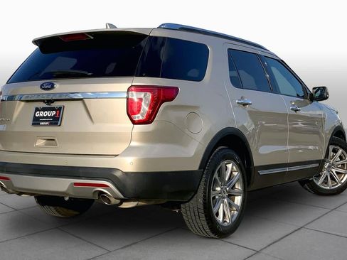 Used 2017 Ford Explorer Limited FWD image 12