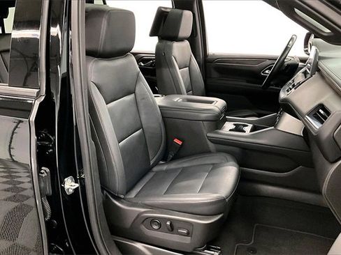 Used 2021 Chevrolet Tahoe Z71 w/ Luxury Package image 7