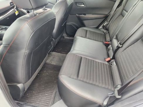 Used 2025 Nissan Rogue SV AWD/4WD image 25