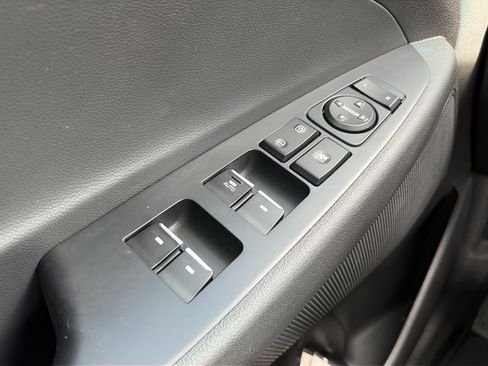 Used 2020 Hyundai Tucson Ultimate w/ Cargo Package FWD image 23