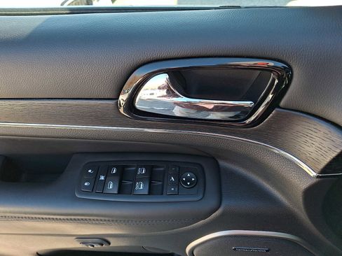 Used 2020 Jeep Grand Cherokee High Altitude image 12