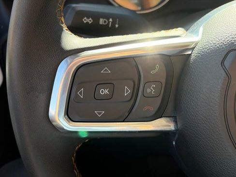 Used 2023 Jeep Wrangler Unlimited Sahara image 15