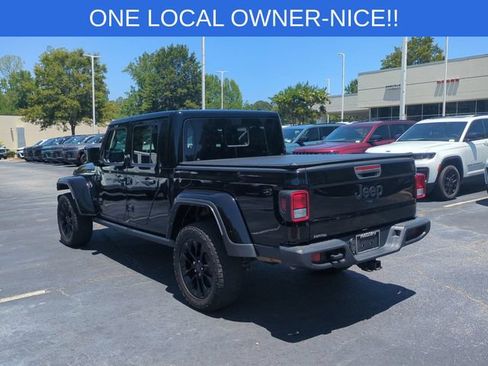 Used 2024 Jeep Gladiator Sport AWD/4WD image 3