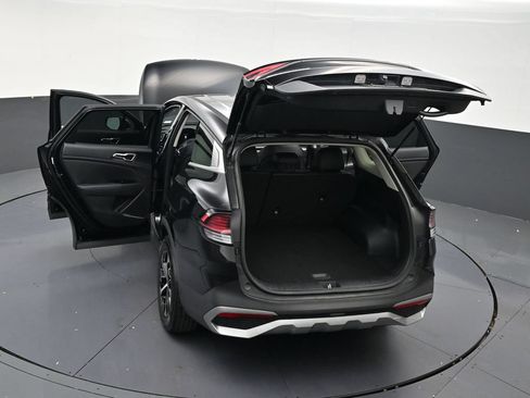 Used 2025 Kia Sportage EX FWD image 29