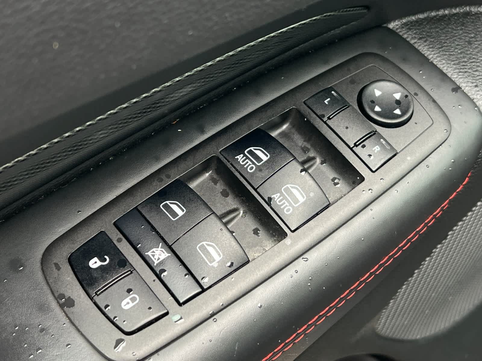 Used 2024 Dodge Durango GT AWD/4WD image 14