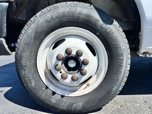 Used 2023 Ford E-350 and Econoline 350 Super Duty w/ Driver's Safety Package RWD image 22