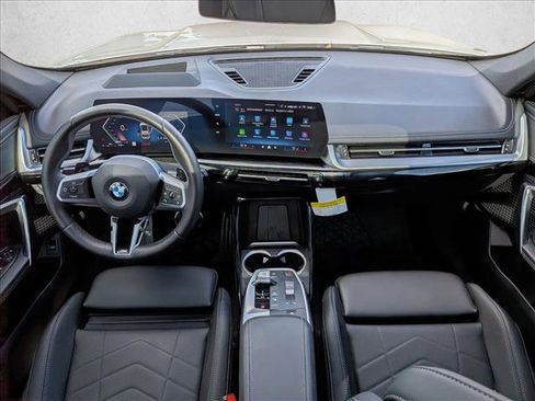 Certified 2025 BMW X1 xDrive28i w/ Technology Package image 18
