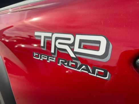 New 2025 Toyota Tacoma TRD Off-Road image 19