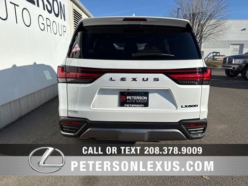 New 2026 Lexus LX 600 4WD w/ Luxury Package image 4