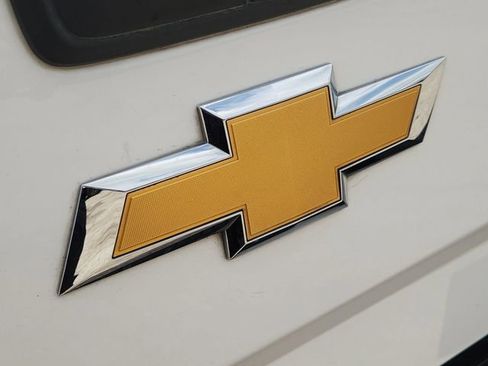Used 2017 Chevrolet Silverado 1500 LTZ w/ Texas Edition RWD image 29