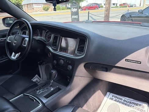 Used 2013 Dodge Charger R/T RWD image 20