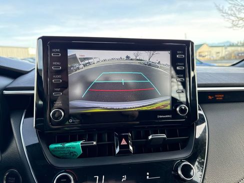 Used 2021 Toyota Corolla SE w/ SE Premium Package image 32