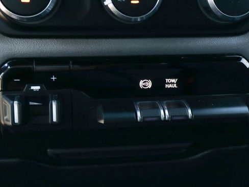 Used 2022 RAM 2500 Big Horn image 36