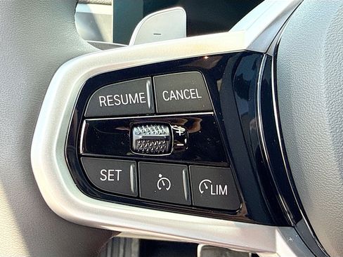 New 2026 BMW 330i Sedan w/ M Sport Package RWD image 38