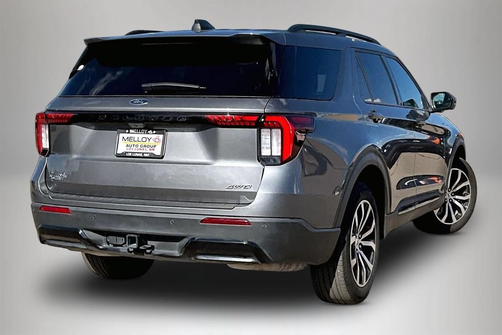 Used 2025 Ford Explorer ST-Line AWD/4WD image 6