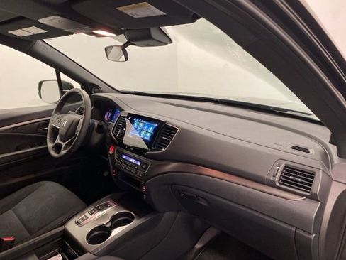 Used 2022 Honda Pilot Sport image 23