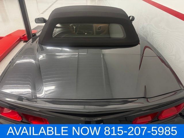 Used 2014 Chevrolet Corvette Stingray Convertible w/ 3LT Preferred Equipment Group RWD image 8