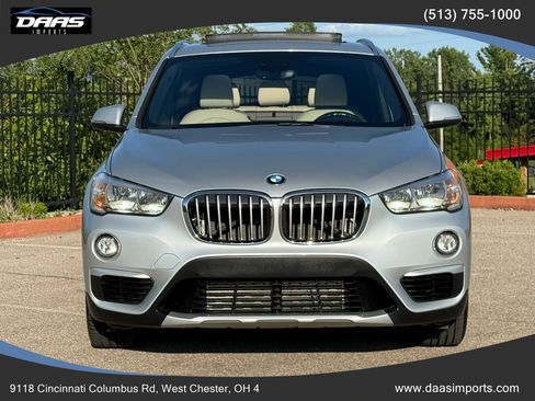 Used 2018 BMW X1 xDrive28i w/ Convenience Package AWD/4WD image 2
