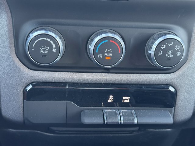 Certified 2022 RAM 1500 Big Horn AWD/4WD image 32