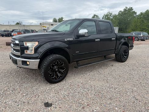 Used 2015 Ford F150 Lariat w/ Equipment Group 502A Luxury AWD/4WD image 8