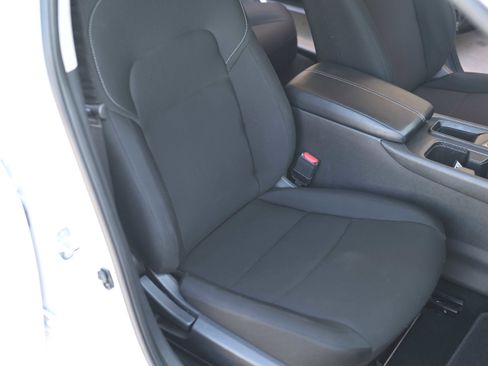 Used 2024 Nissan Sentra S image 13