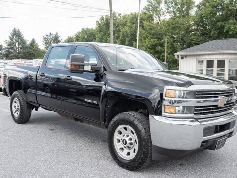 Used 2017 Chevrolet Silverado 3500 W/T w/ WT Fleet Convenience Package AWD/4WD image 4