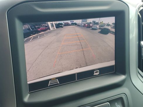 Used 2022 Chevrolet Silverado 1500 Custom image 24