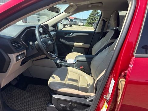Used 2020 Ford Escape SEL AWD/4WD image 2