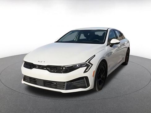 Used 2025 Kia K5 LXS image 7