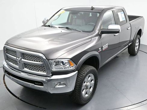 Used 2018 RAM 2500 Laramie AWD/4WD image 40