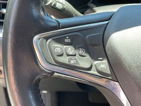 Used 2020 Chevrolet Equinox LT AWD/4WD image 16