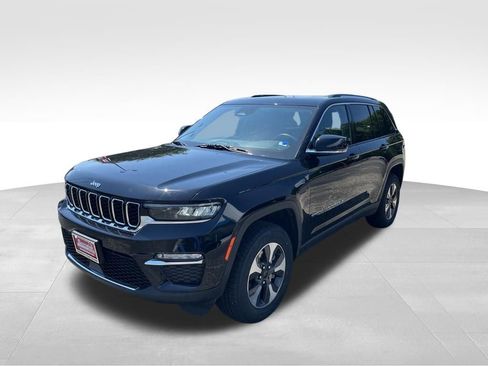 Used 2022 Jeep Grand Cherokee Limited 4xe AWD/4WD image 13