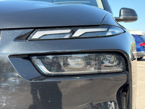 Used 2023 BMW X7 xDrive40i image 9