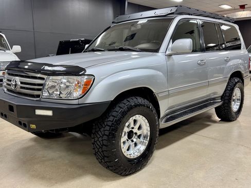 Used 2006 Toyota Land Cruiser AWD/4WD image 13