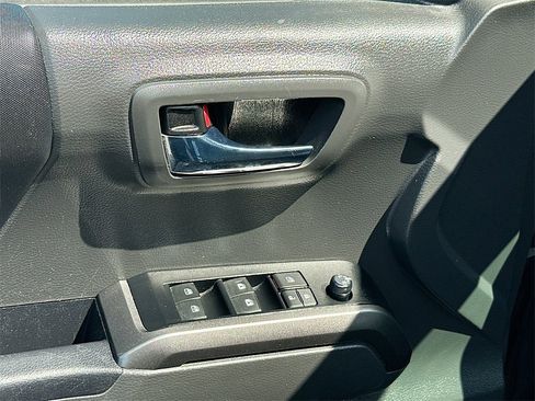 Used 2023 Toyota Tacoma TRD Sport image 21