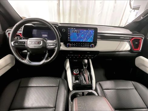 Used 2024 GMC Canyon AT4X image 21