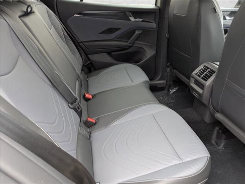 New 2026 Volkswagen Tiguan SE R-Line FWD image 30