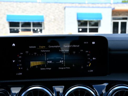 Used 2023 Mercedes-Benz CLA 250 image 20