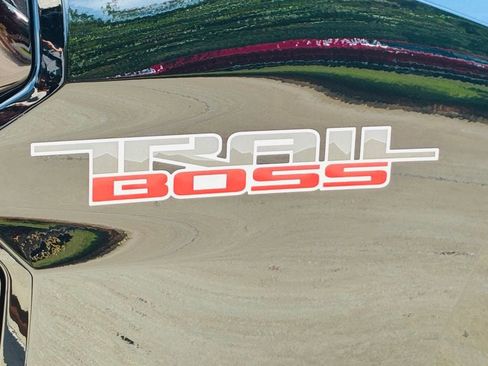 New 2026 Chevrolet Colorado Trail Boss AWD/4WD image 10