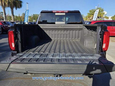 Used 2023 GMC Sierra 1500 Denali w/ Technology Package image 13