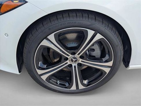 Used 2025 Mercedes-Benz C 300 C 300 image 9