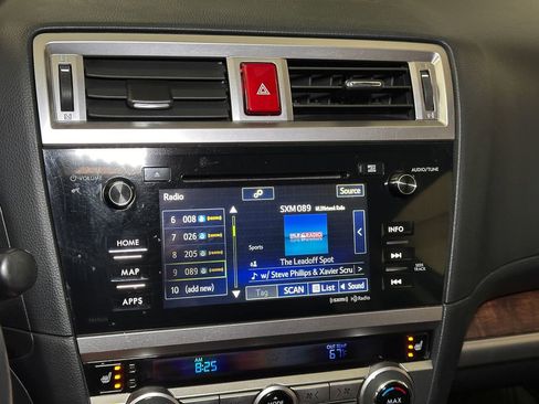 Used 2017 Subaru Outback 2.5i Limited image 41