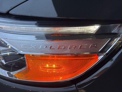 Certified 2023 Ford Explorer XLT w/ Equipment Group 202A image 18