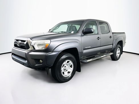 Used 2015 Toyota Tacoma 4x4 Double Cab image 3