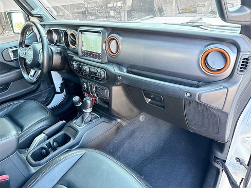 Used 2021 Jeep Gladiator Mojave image 32