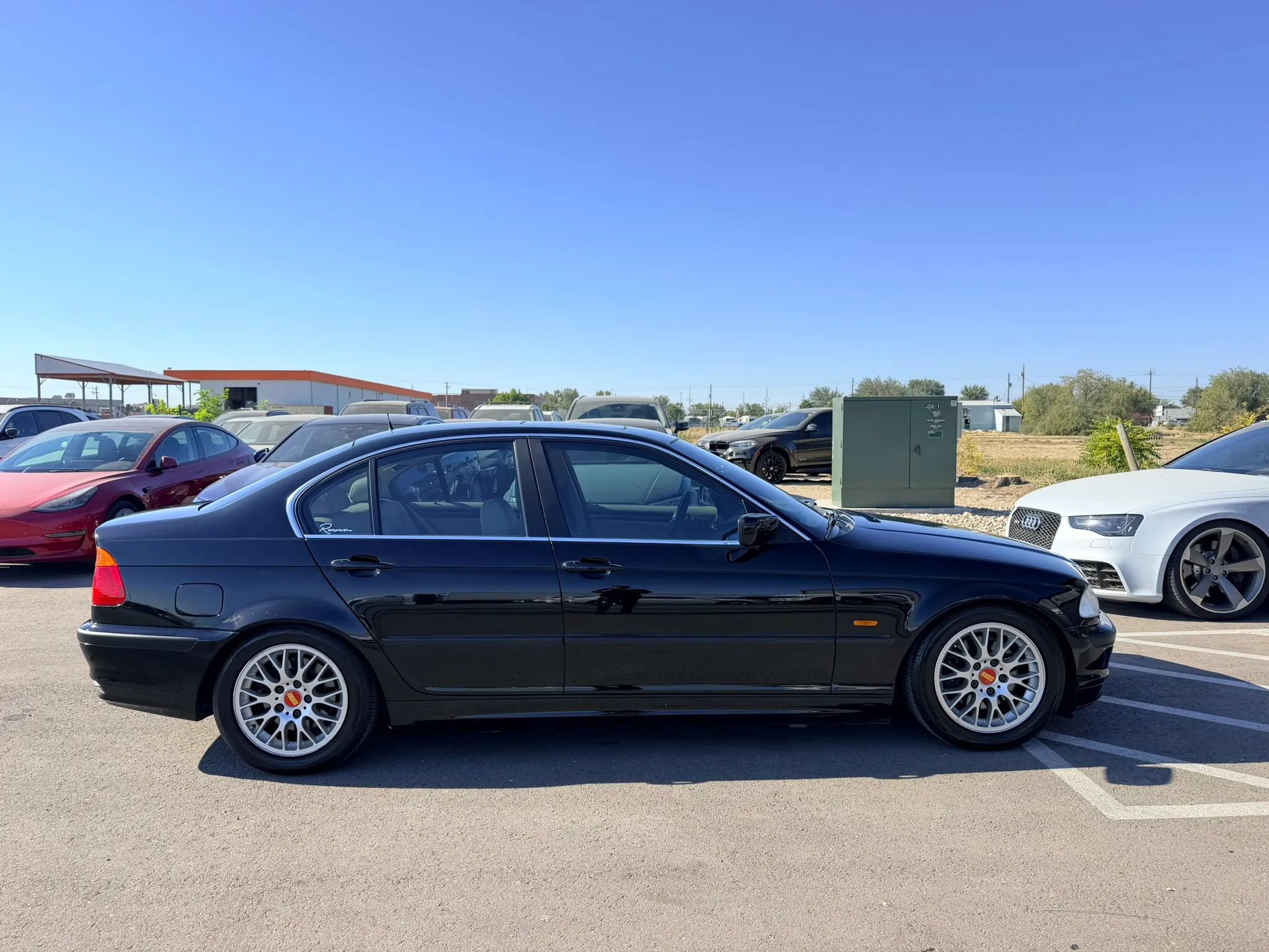 Used 2000 BMW 328i Sedan RWD image 7